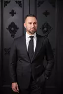 Emilio Espinosa, Mississauga, Real Estate Agent